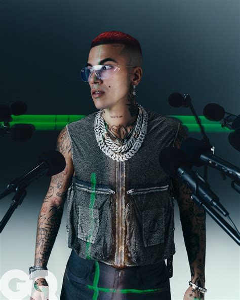 sfera ebbasta vestito gucci|Sfera Ebbasta con X2VR raggiunge vette a cui non è arrivato .